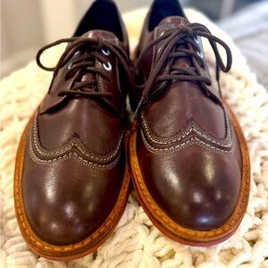 Clarks brown men’s dress casual shoes in 10.5M